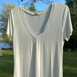 POL "Lace"-Lined V-Neck Long-Length Tee